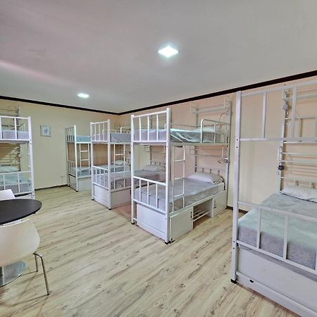 Hostel La Cali Inn San Jose  Bagian luar foto
