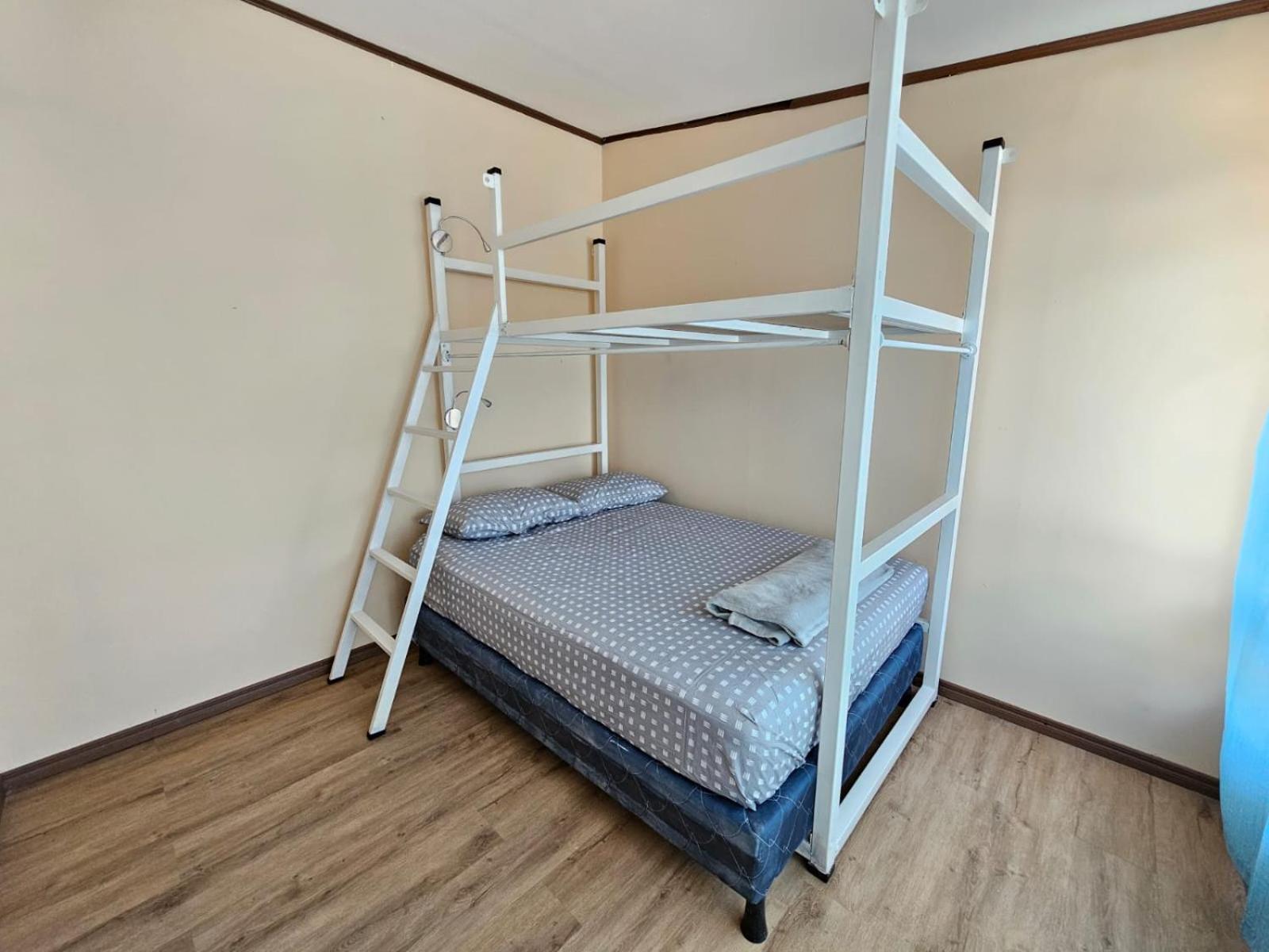 Hostel La Cali Inn San Jose  Bagian luar foto