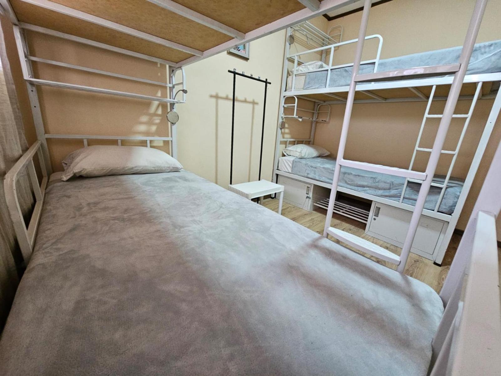 Hostel La Cali Inn San Jose  Bagian luar foto