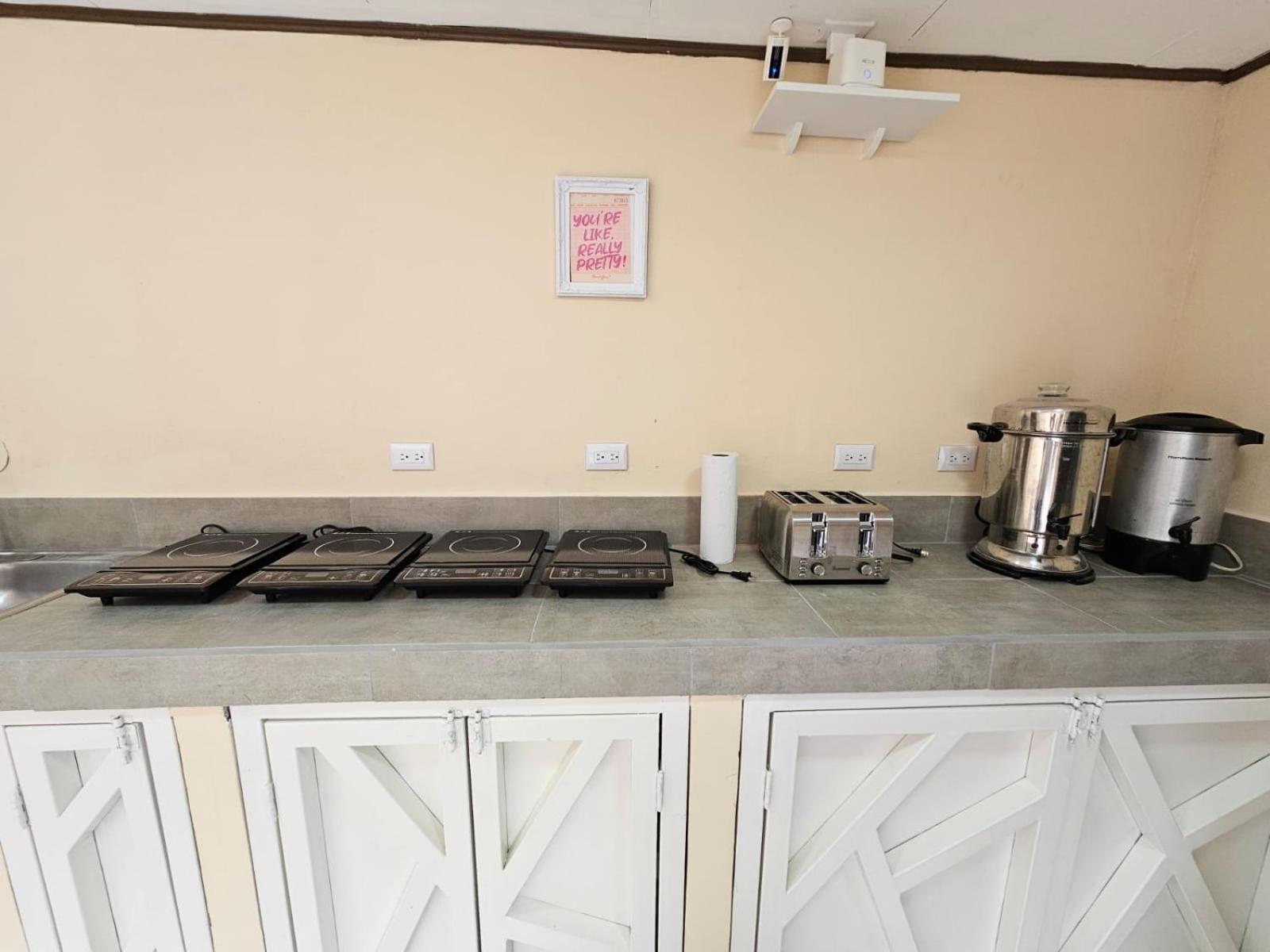 Hostel La Cali Inn San Jose  Bagian luar foto