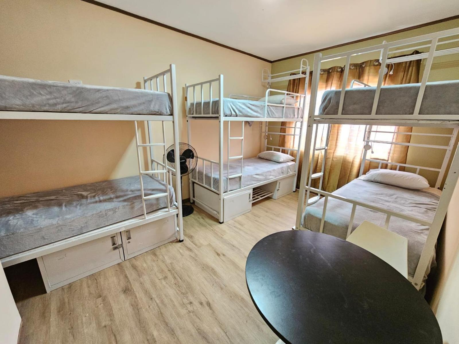 Hostel La Cali Inn San Jose  Bagian luar foto