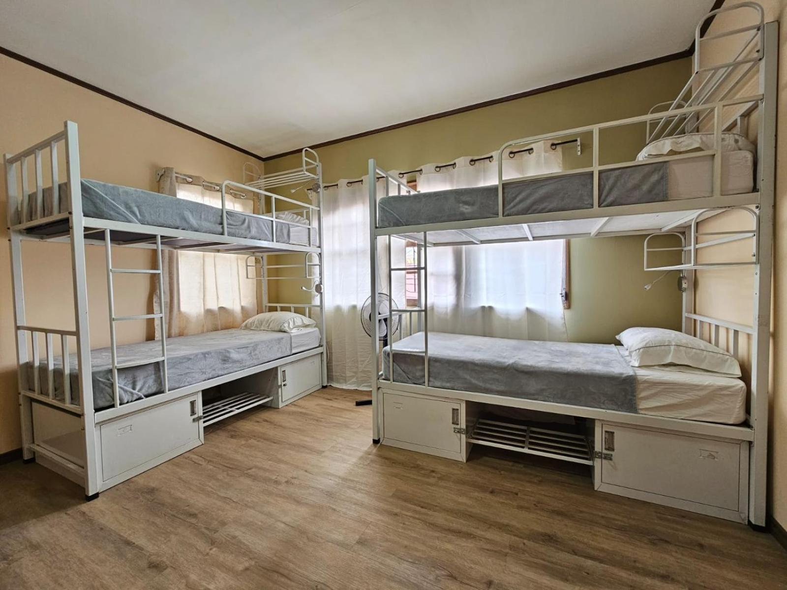 Hostel La Cali Inn San Jose  Bagian luar foto