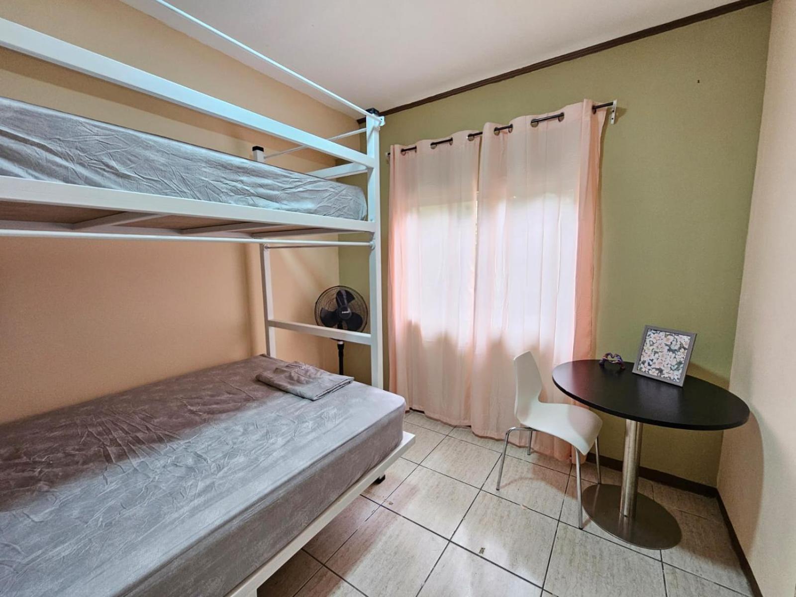 Hostel La Cali Inn San Jose  Bagian luar foto
