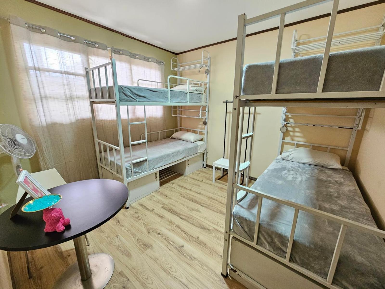 Hostel La Cali Inn San Jose  Bagian luar foto