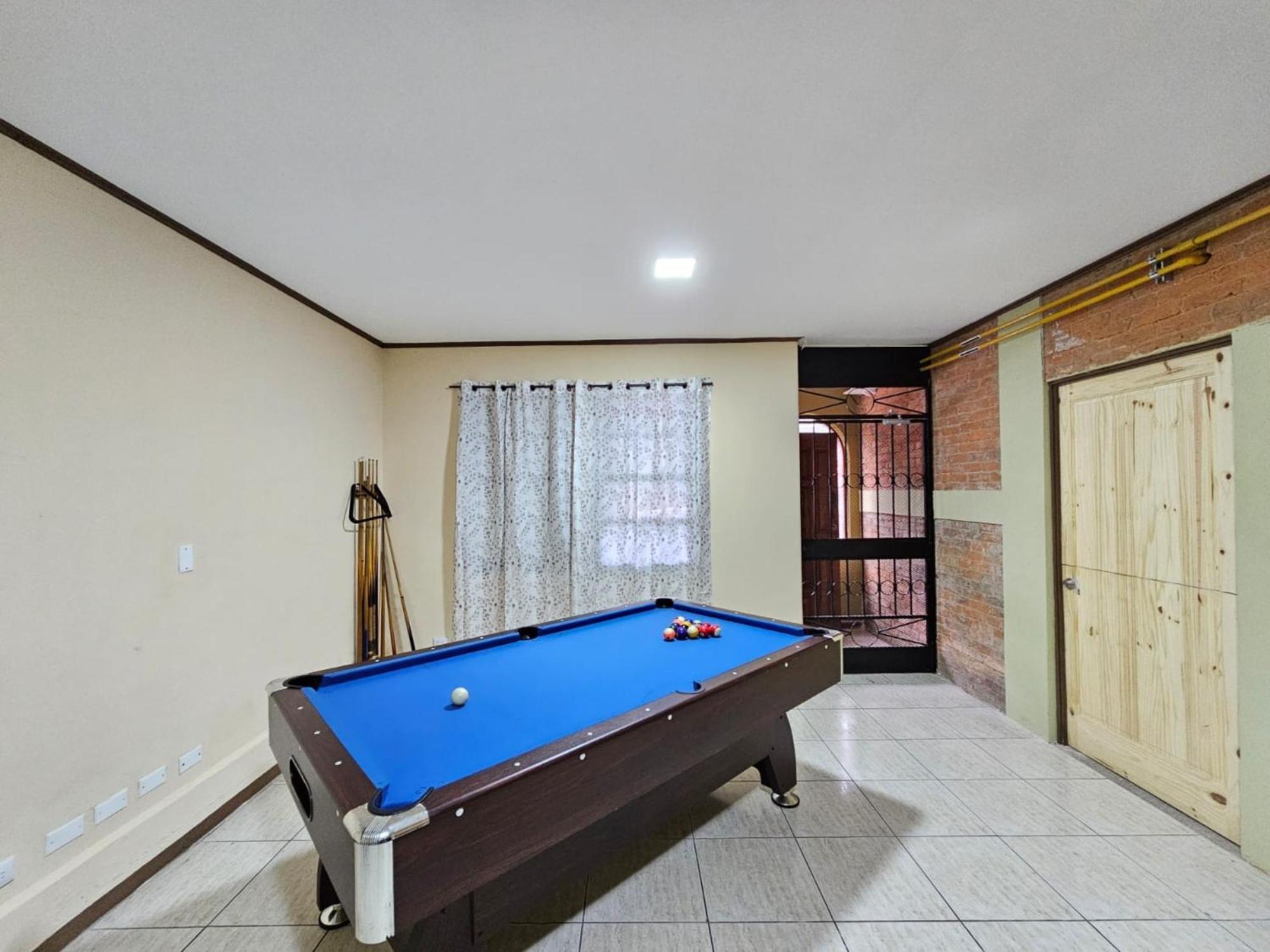 Hostel La Cali Inn San Jose  Bagian luar foto