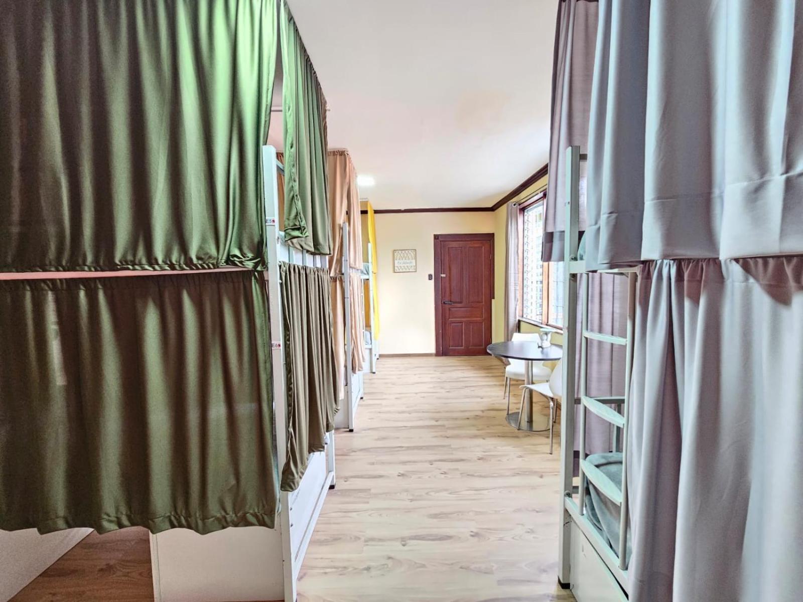 Hostel La Cali Inn San Jose  Bagian luar foto