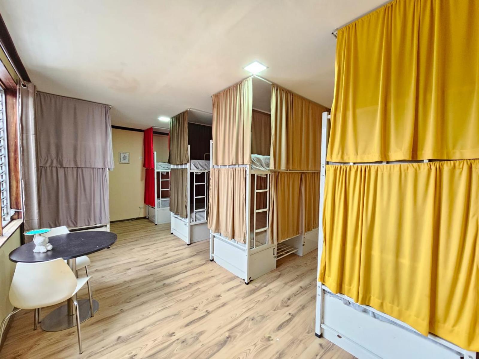 Hostel La Cali Inn San Jose  Bagian luar foto