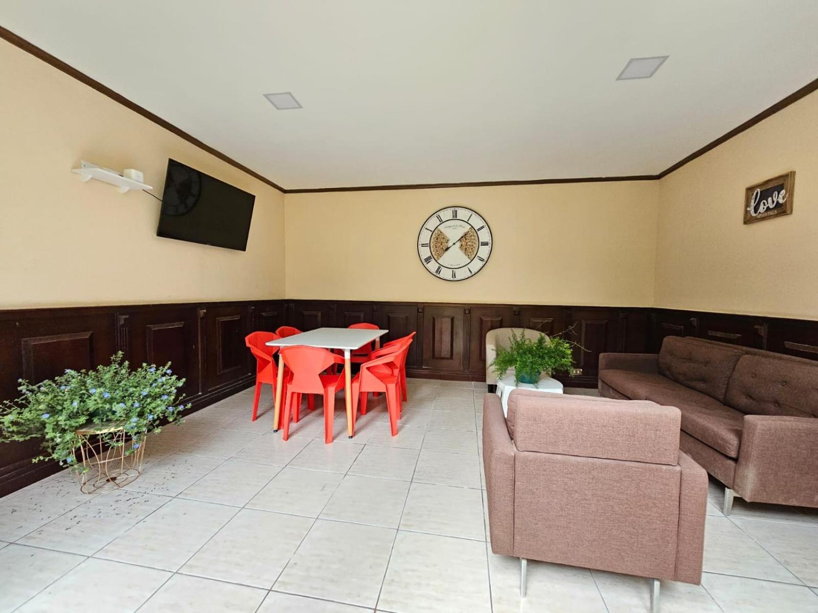 Hostel La Cali Inn San Jose  Bagian luar foto