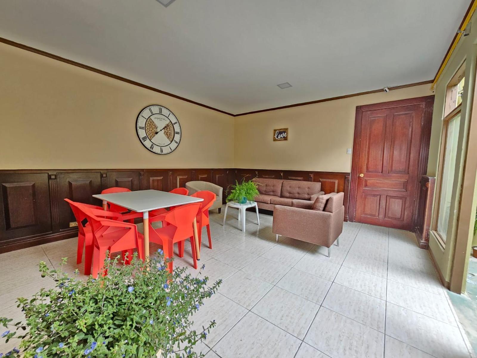 Hostel La Cali Inn San Jose  Bagian luar foto