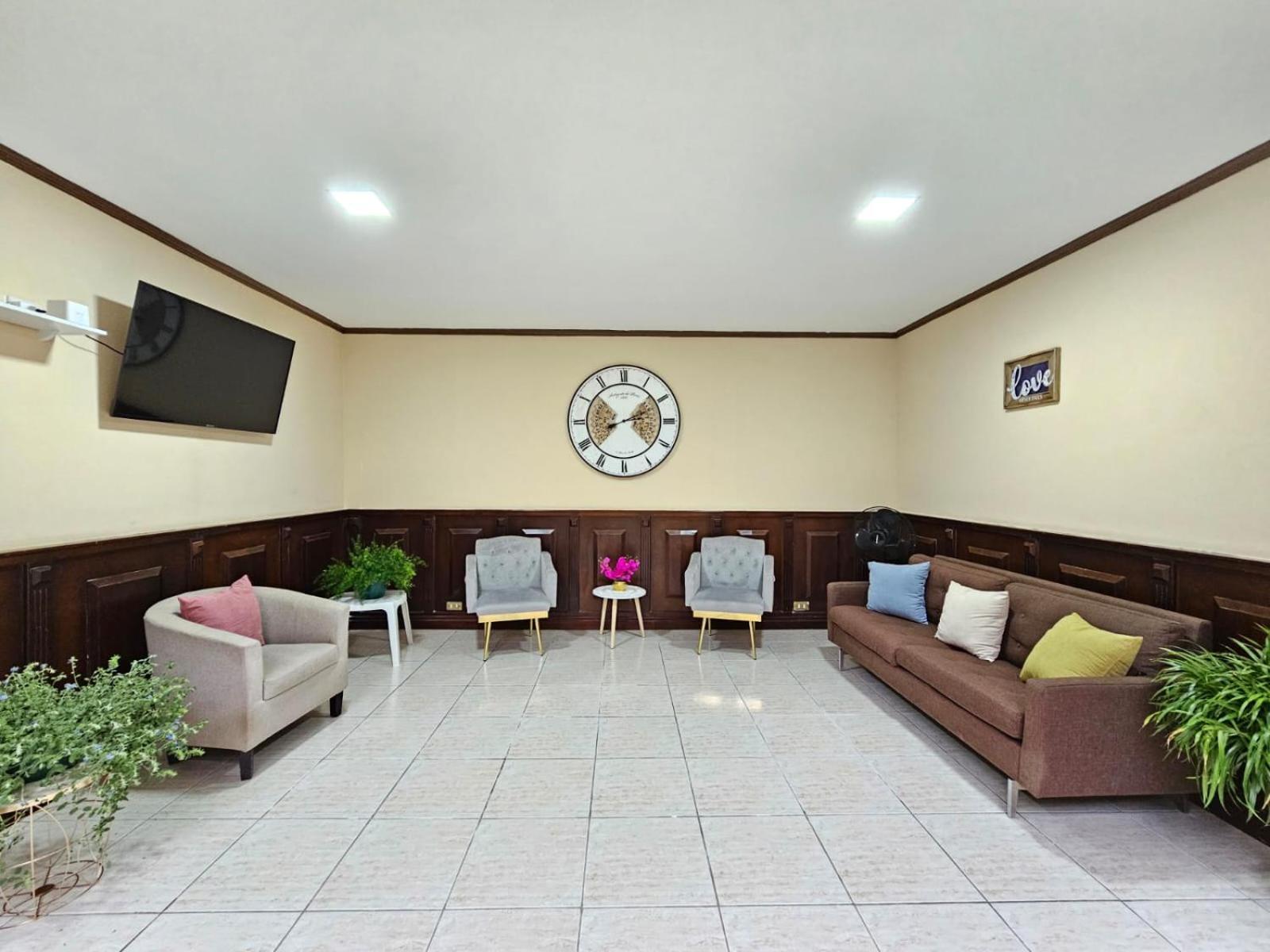 Hostel La Cali Inn San Jose  Bagian luar foto